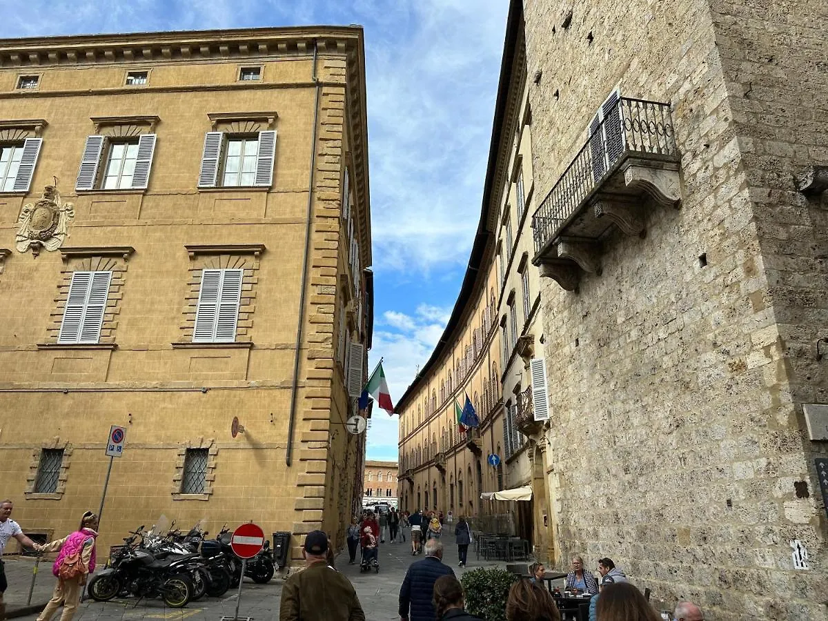 Domus An- Two Bedrooms Apartment -Antique And Historical Home Siena